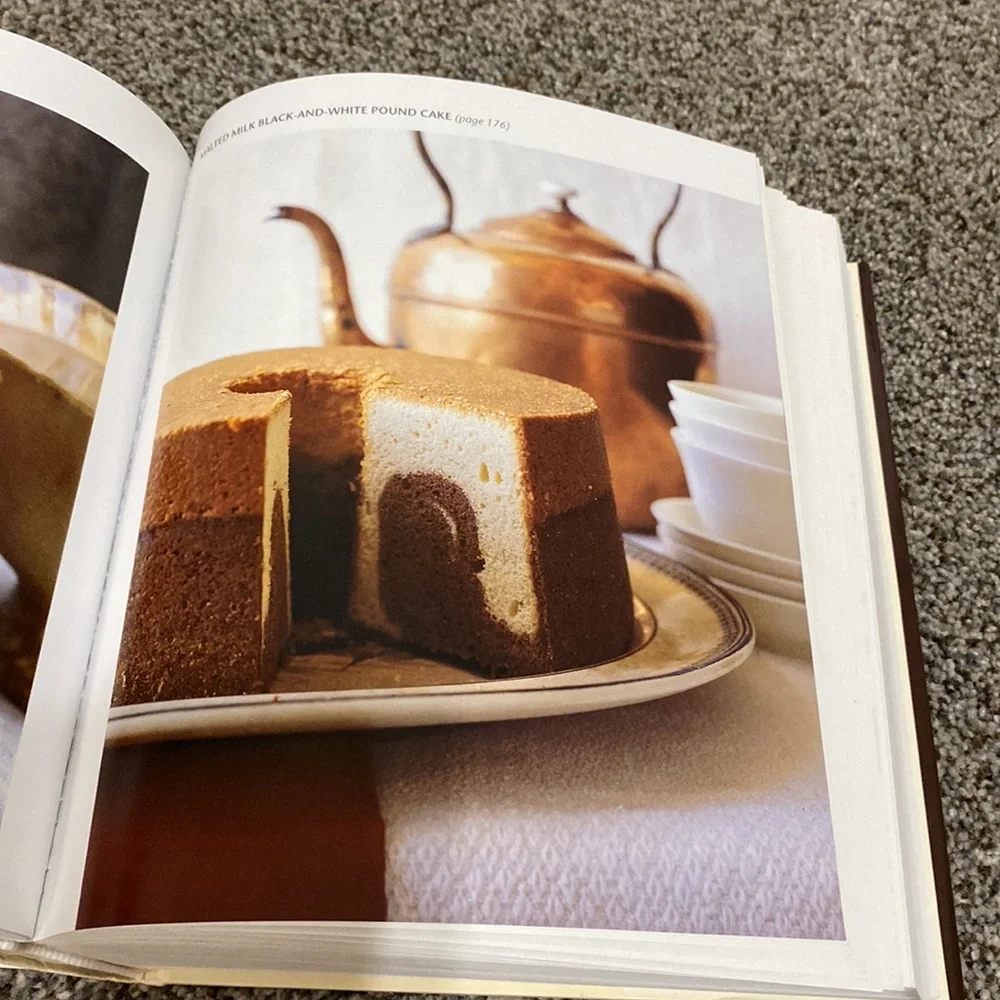 2002 Baking in America Cookbook By Greg Patent!